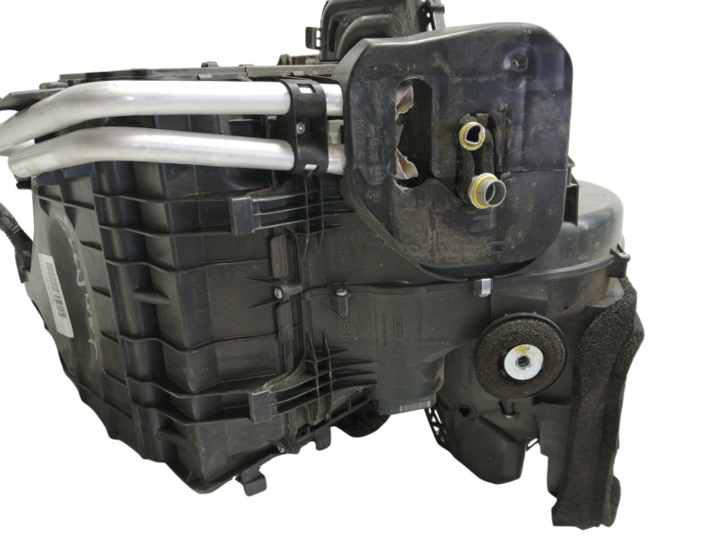 Recambio de calefaccion entera normal para land rover freelander (lr2) td4 xs referencia OEM IAM BG9N18D612AA  