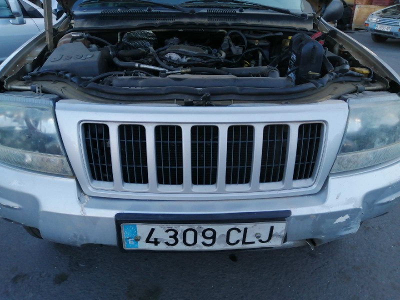 Recambio de rejilla delantera para jeep gr.cherokee (wj/wg) 2.7 crd laredo referencia OEM IAM 55055059  