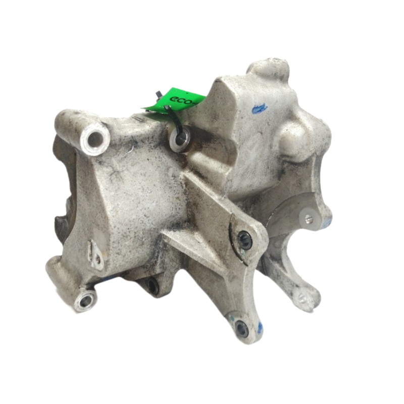 Recambio de soporte alternador para hyundai tucson (jm) 2.0 crdi comfort referencia OEM IAM   