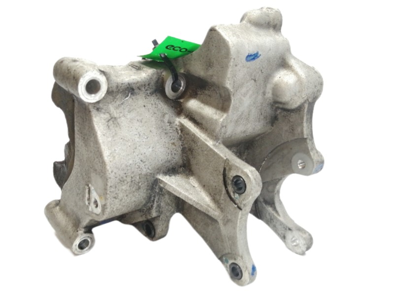 Recambio de soporte alternador para hyundai tucson (jm) 2.0 crdi comfort referencia OEM IAM   