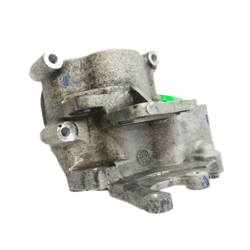 Recambio de soporte alternador para hyundai tucson (jm) 2.0 crdi comfort referencia OEM IAM   