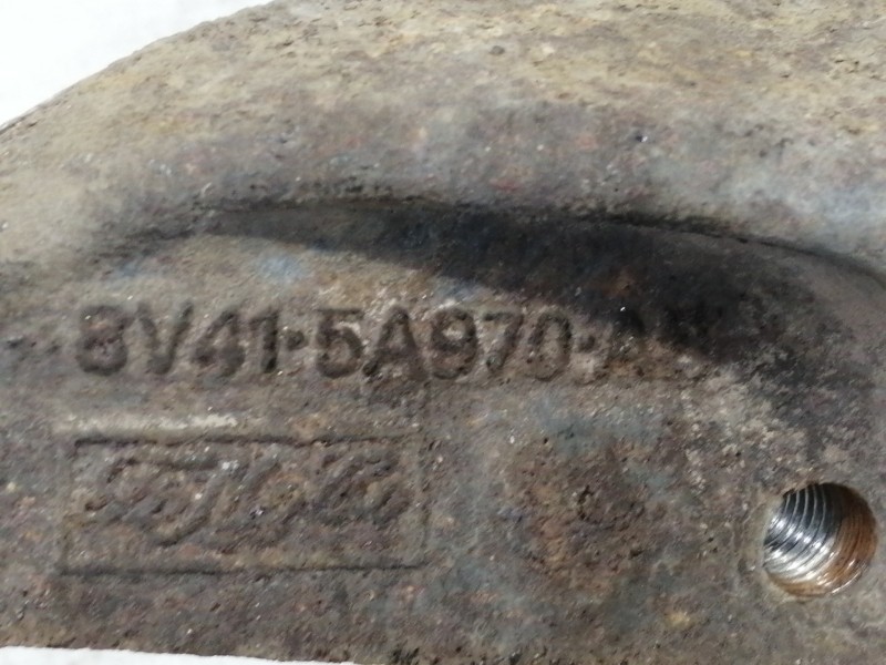 Recambio de mangueta trasera derecha para ford kuga (cbv) titanium referencia OEM IAM 8V415A970AB  