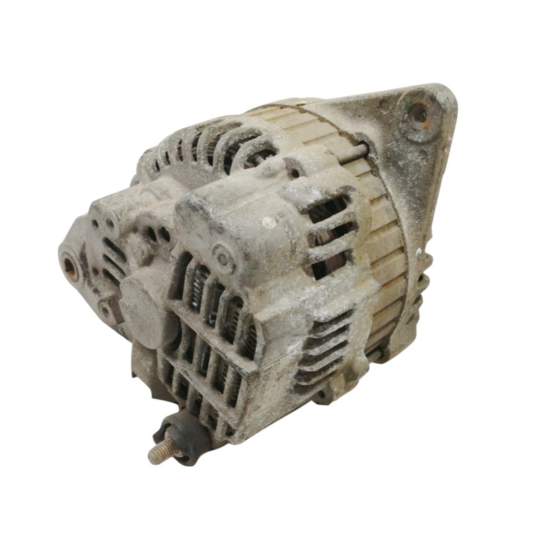 Recambio de alternador para mitsubishi space wagon (n80/n90) 2,4 glx referencia OEM IAM MD358607  