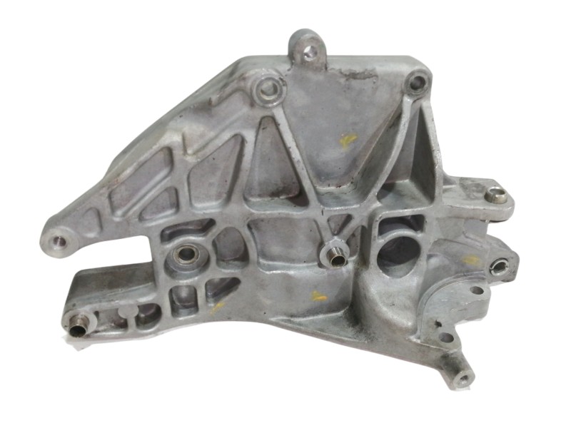 Recambio de soporte alternador para peugeot bipper 1.3 16v hdi fap referencia OEM IAM 55221393  