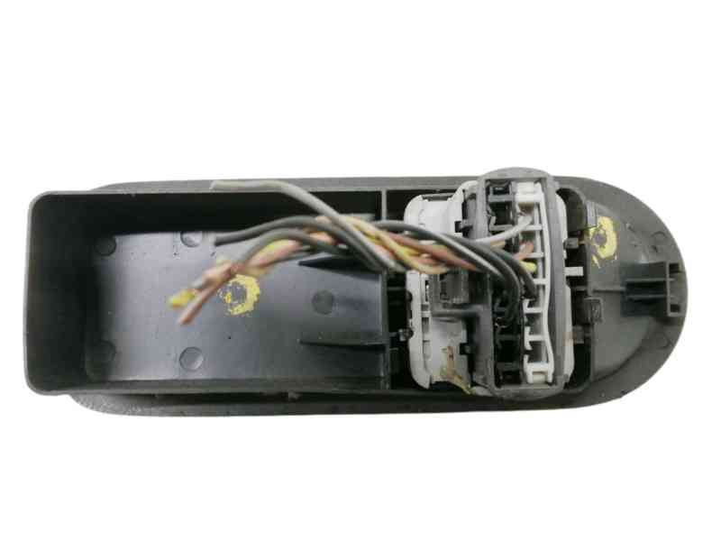 Recambio de mando elevalunas delantero izquierdo para renault megane ii berlina 3p confort authentique referencia OEM IAM 156018