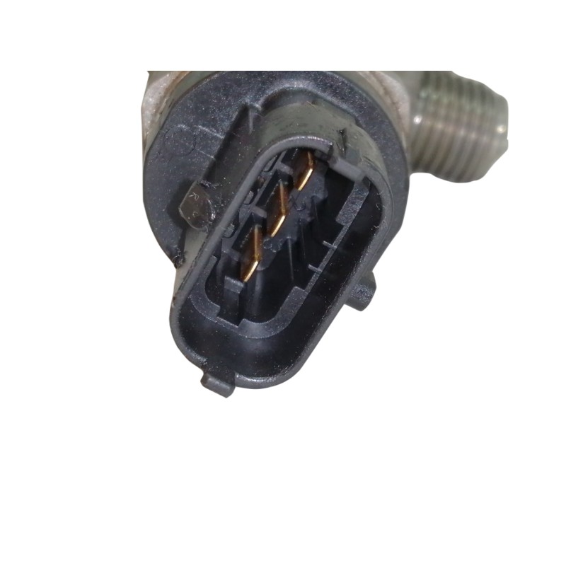 Recambio de rampa inyectora para peugeot bipper 1.3 16v hdi fap referencia OEM IAM 0445214239  