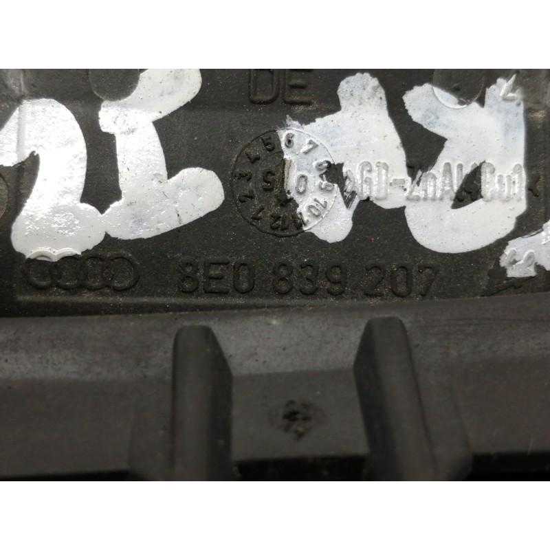 Recambio de maneta exterior trasera izquierda para audi a4 berlina (8e) 2.0 tdi 16v (103kw) referencia OEM IAM 8E0839207  