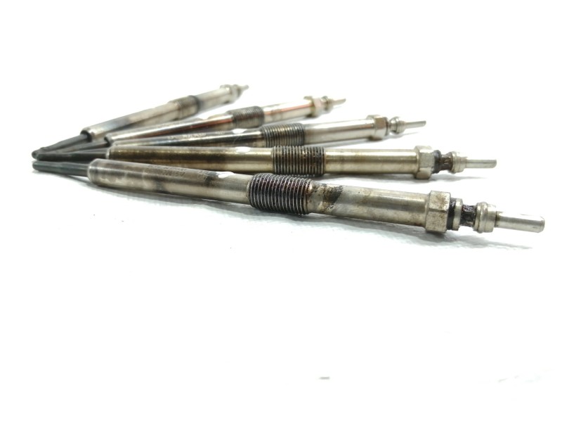 Recambio de calentadores para ssangyong rexton 2.7 turbodiesel cat referencia OEM IAM   