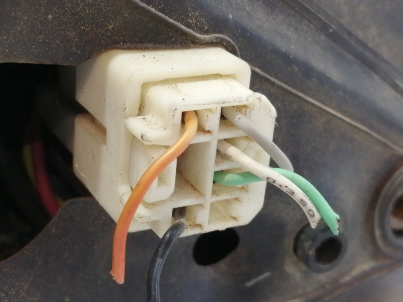 Recambio de retrovisor izquierdo para daewoo compact klaj referencia OEM IAM   