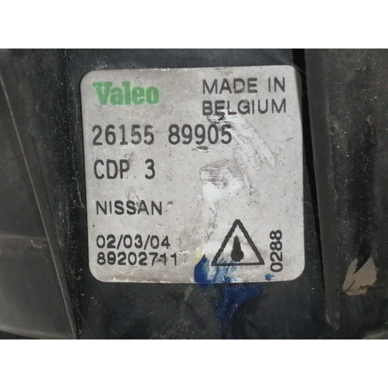 Recambio de faro antiniebla izquierdo para nissan primera berlina (p12) acenta referencia OEM IAM 2615589905  