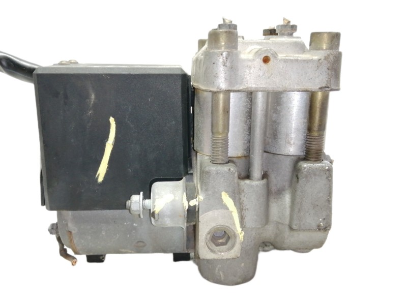 Recambio de abs para audi coupe (8b3) básico referencia OEM IAM 4A0614111A 0265201049 