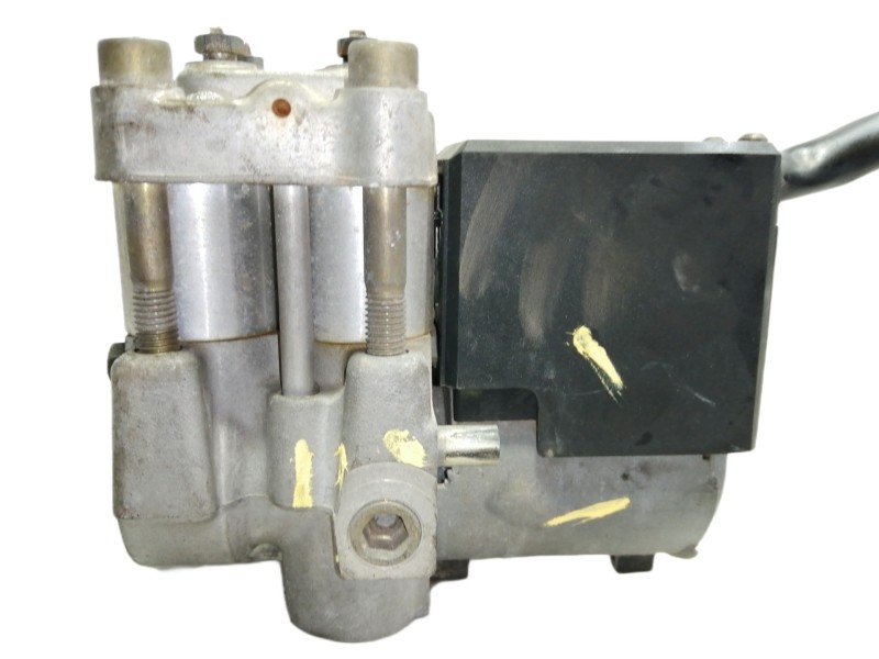 Recambio de abs para audi coupe (8b3) básico referencia OEM IAM 4A0614111A 0265201049 