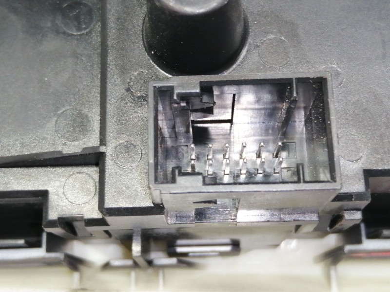 Recambio de mando luces para bmw serie 3 berlina (e90) 320d referencia OEM IAM 6932794  