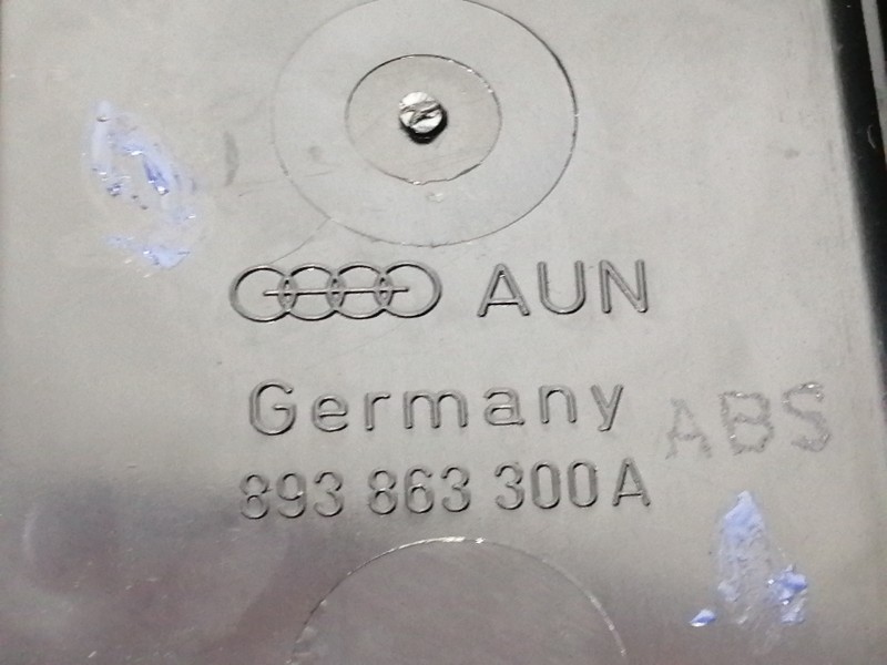 Recambio de apoyabrazos central para audi coupe (8b3) básico referencia OEM IAM 8A1863243D  