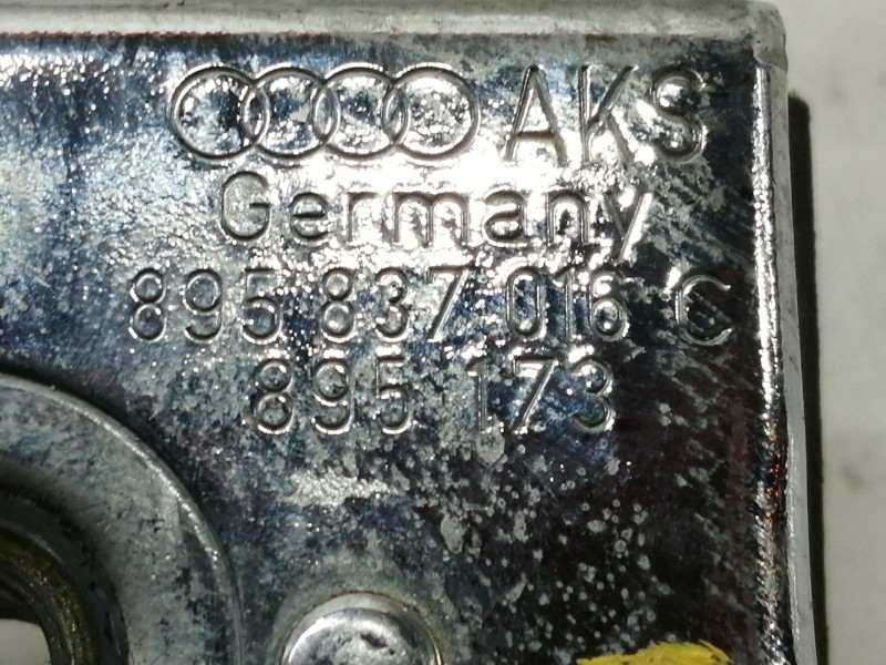 Recambio de cerradura puerta delantera derecha para audi coupe (8b3) básico referencia OEM IAM 895837016C 895173 