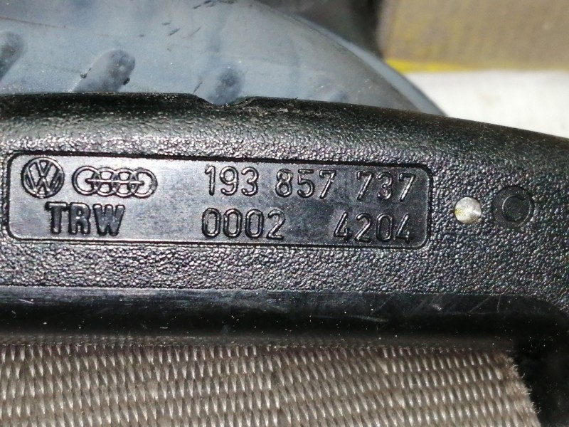 Recambio de cinturon seguridad delantero derecho para seat leon (1m1) stella referencia OEM IAM 00064577 193857737 00024204 5 PU