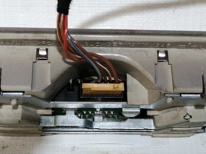 Recambio de luz interior para audi allroad quattro (4b5) 2.5 tdi (132kw) referencia OEM IAM 4B0947111  