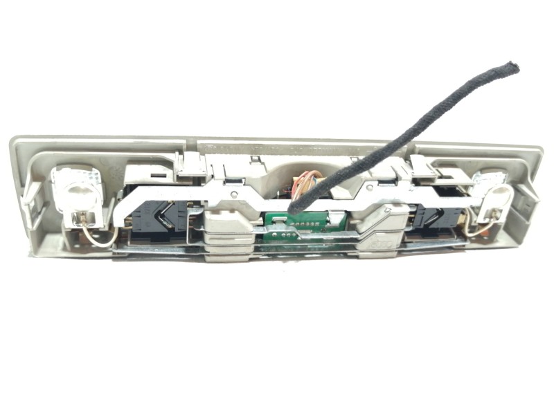 Recambio de luz interior para audi allroad quattro (4b5) 2.5 tdi (132kw) referencia OEM IAM 4B0947111  