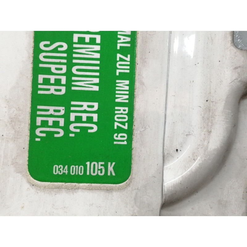 Recambio de tapa exterior combustible para audi coupe (8b3) básico referencia OEM IAM   