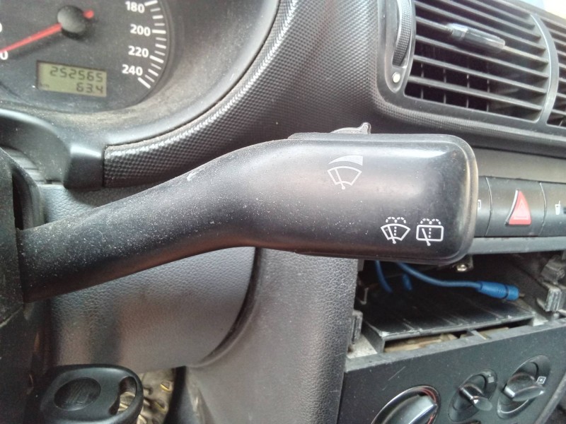 Recambio de mando limpia para seat leon (1m1) stella referencia OEM IAM 4B0953503F K03012020 