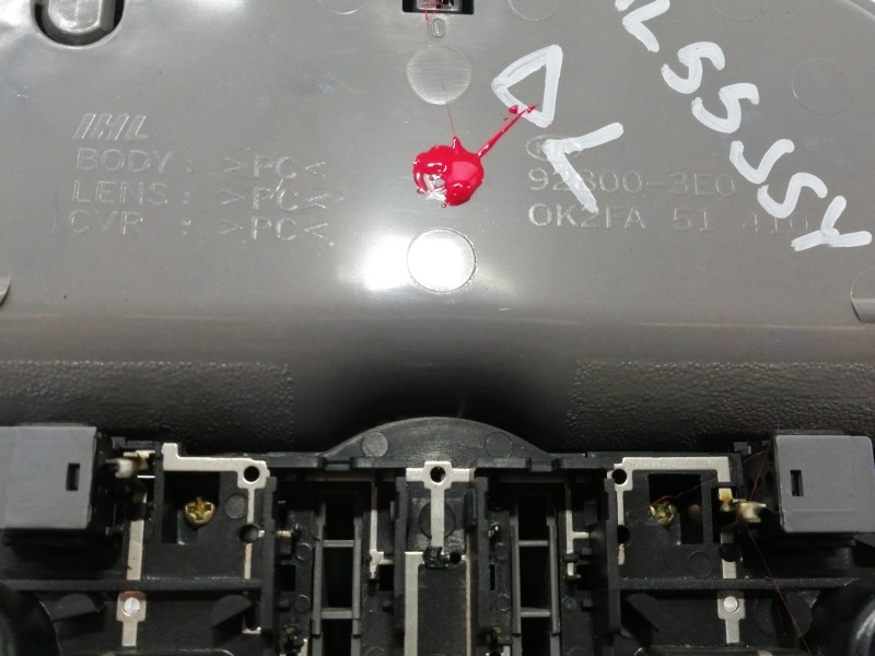 Recambio de luz interior para kia carens 2.0 crdi lx monovolumen referencia OEM IAM 928003E0  