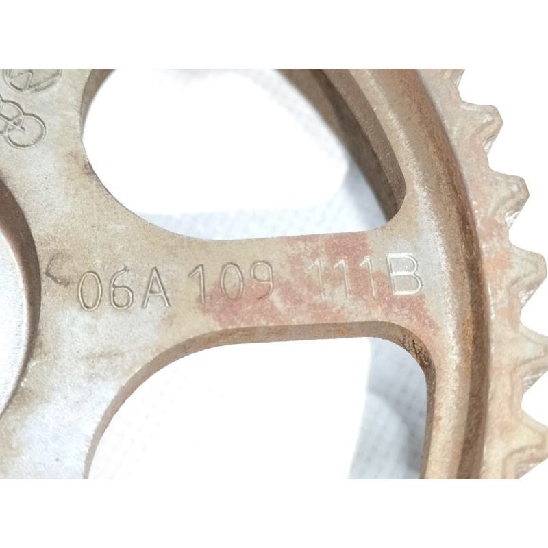 Recambio de polea arbol levas para audi a3 (8p) 1.6 ambiente referencia OEM IAM 06A109111B  