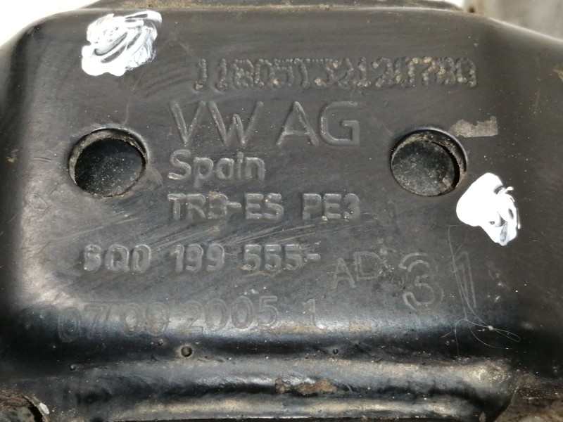 Recambio de soporte motor izquierdo para seat ibiza (6l1) stylance referencia OEM IAM 6Q0199555AD  