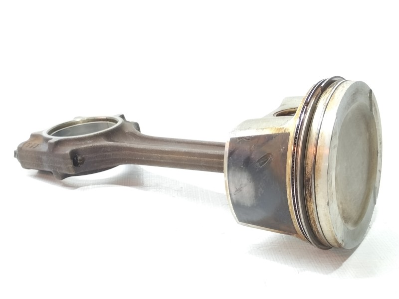 Recambio de piston para audi a3 (8p) 1.6 ambiente referencia OEM IAM   