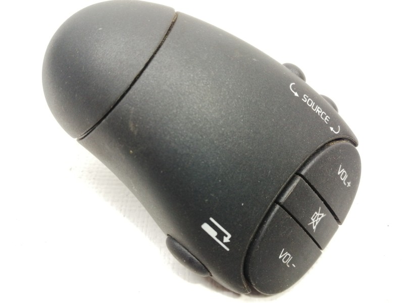Recambio de mando volante para renault clio ii fase i (b/cbo) 1.2 referencia OEM IAM   