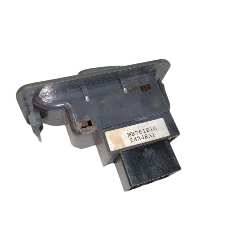 Recambio de mando elevalunas delantero derecho para mitsubishi montero (v20/v40) 2.5 turbodiesel referencia OEM IAM MB781916  