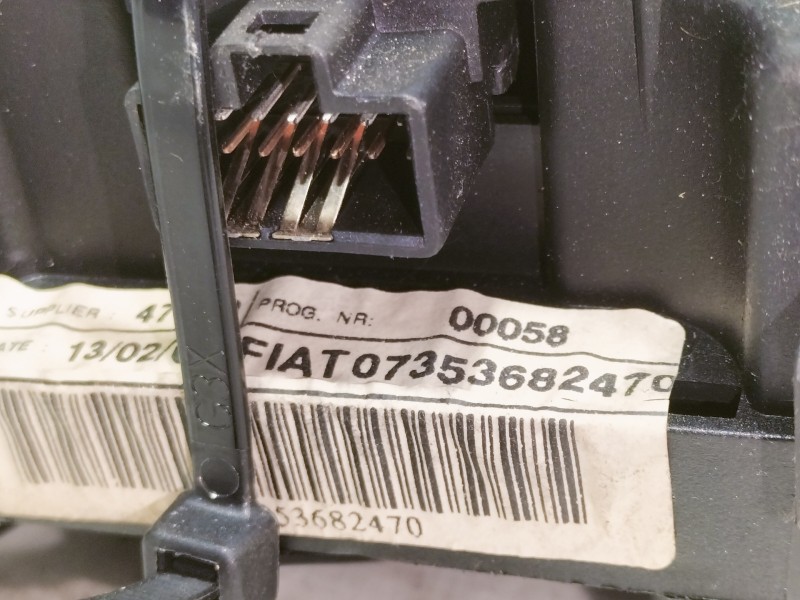 Recambio de mando multifuncion para fiat stilo (192) 1.4 16v active (05.2004) referencia OEM IAM 07353682470  