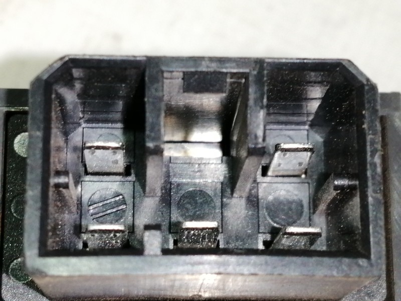 Recambio de mando elevalunas trasero izquierdo para mitsubishi montero (v20/v40) 2.5 turbodiesel referencia OEM IAM MB781916  