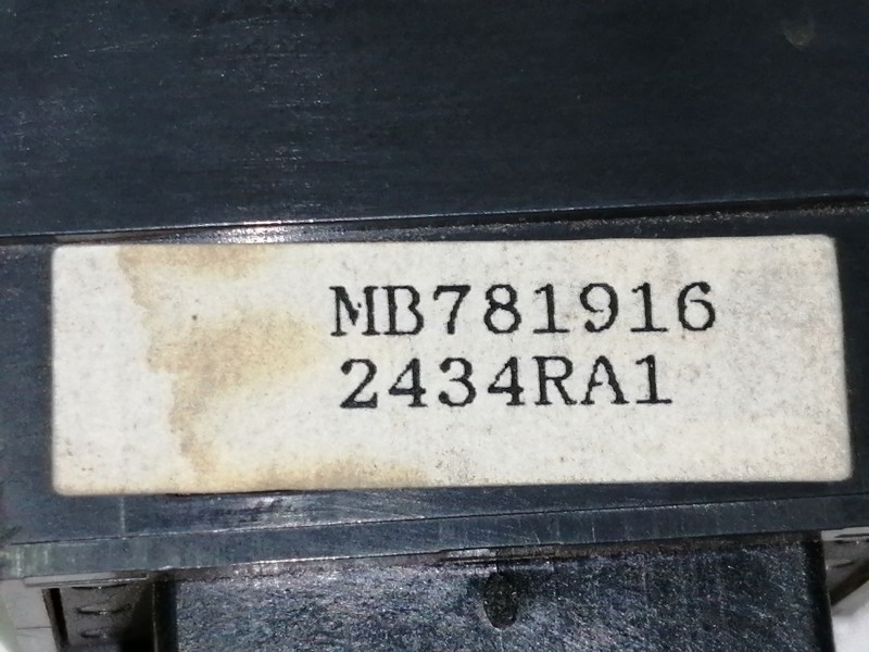 Recambio de mando elevalunas trasero izquierdo para mitsubishi montero (v20/v40) 2.5 turbodiesel referencia OEM IAM MB781916  