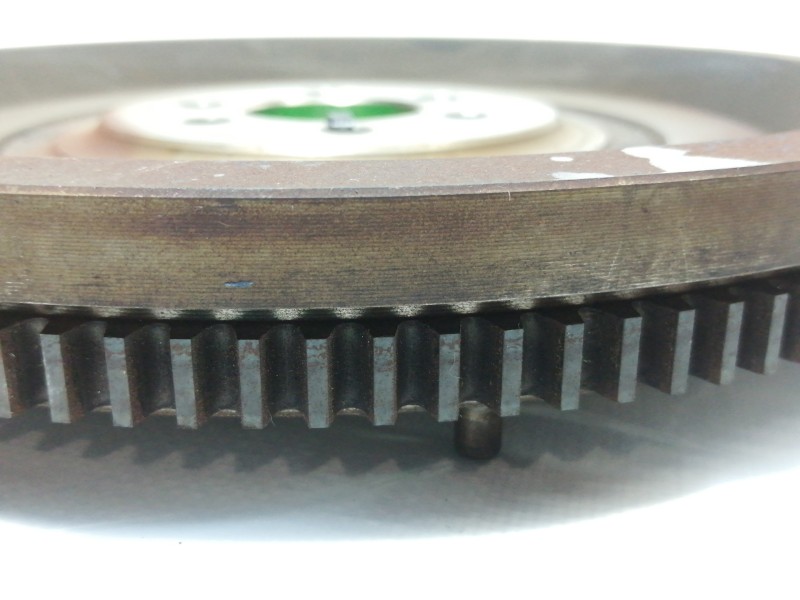 Recambio de volante motor para audi a3 (8p) 1.6 ambiente referencia OEM IAM R0301052710  