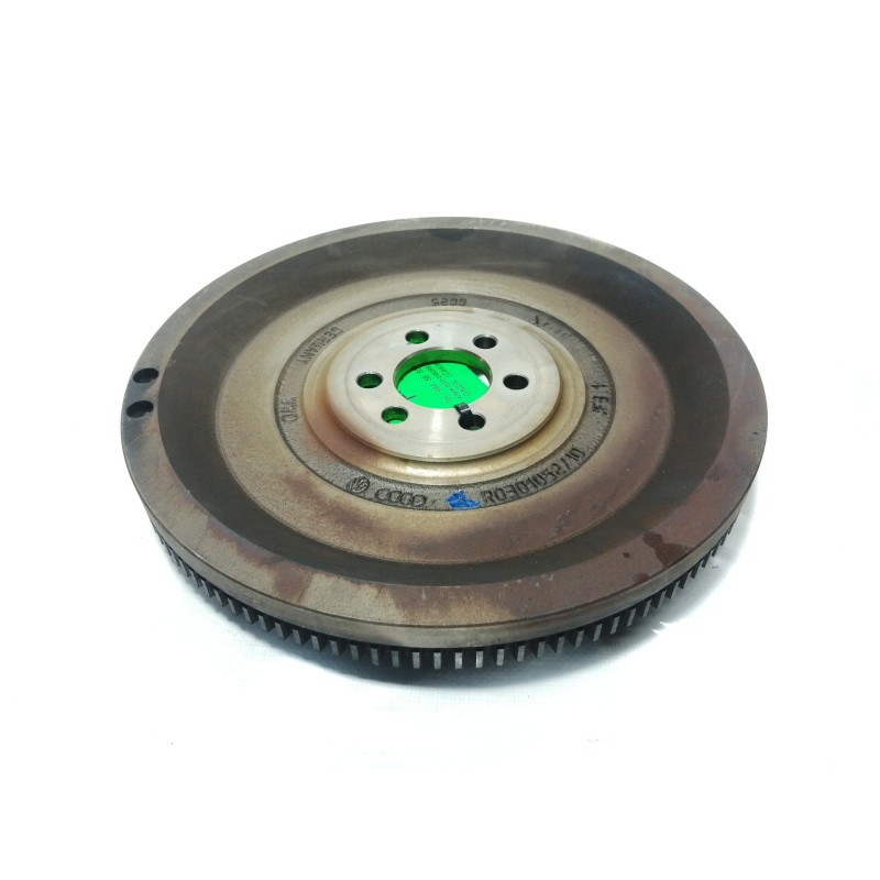 Recambio de volante motor para audi a3 (8p) 1.6 ambiente referencia OEM IAM R0301052710  