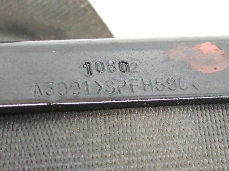 Recambio de cinturon seguridad trasero central para chevrolet captiva 2.0 vcdi lt referencia OEM IAM 10B02  