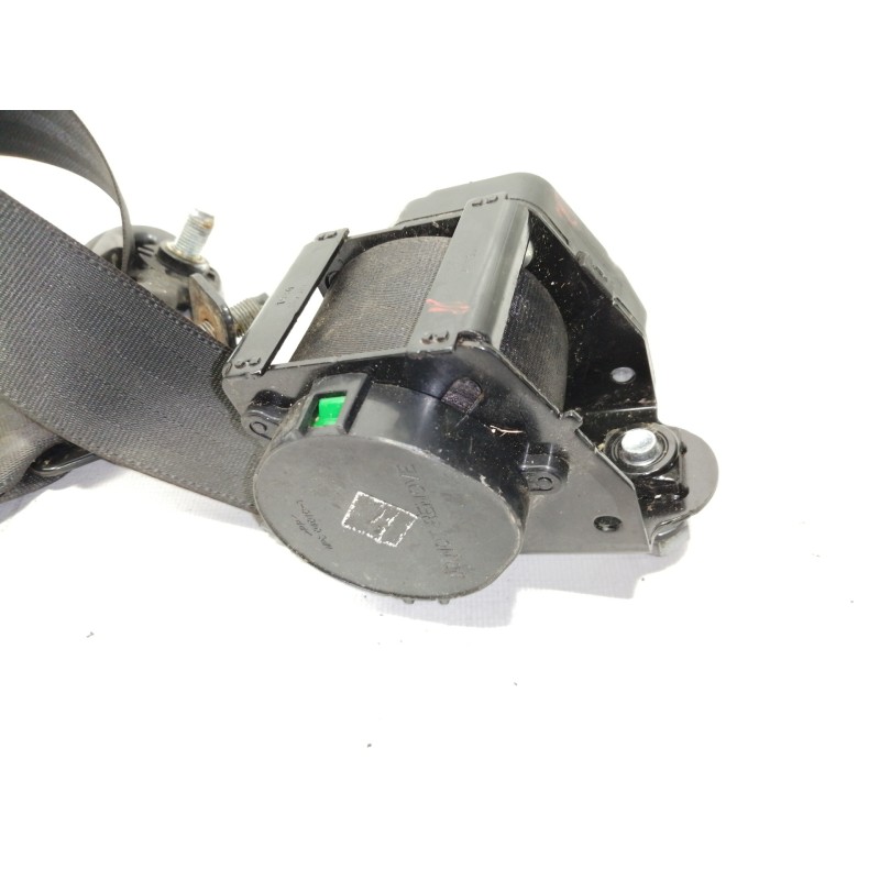 Recambio de cinturon seguridad trasero derecho para chevrolet captiva 2.0 vcdi lt referencia OEM IAM A1004R  