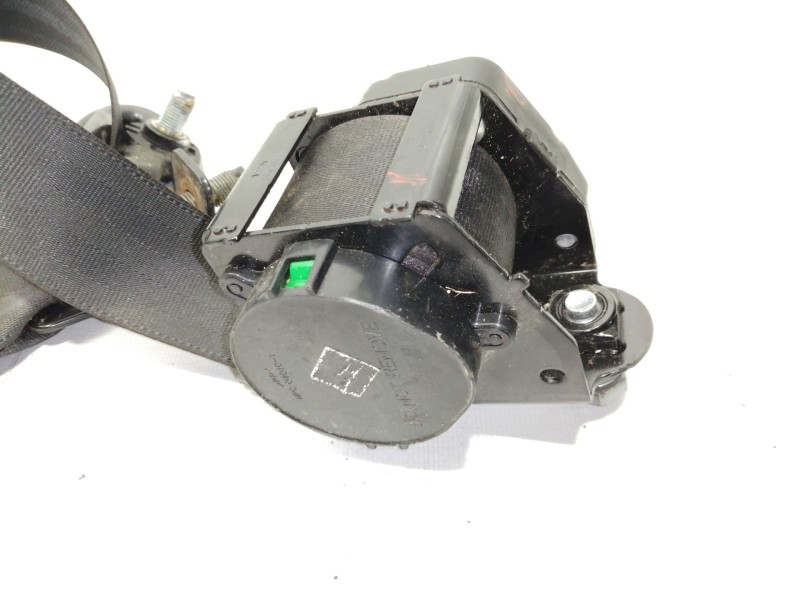 Recambio de cinturon seguridad trasero derecho para chevrolet captiva 2.0 vcdi lt referencia OEM IAM A1004R  