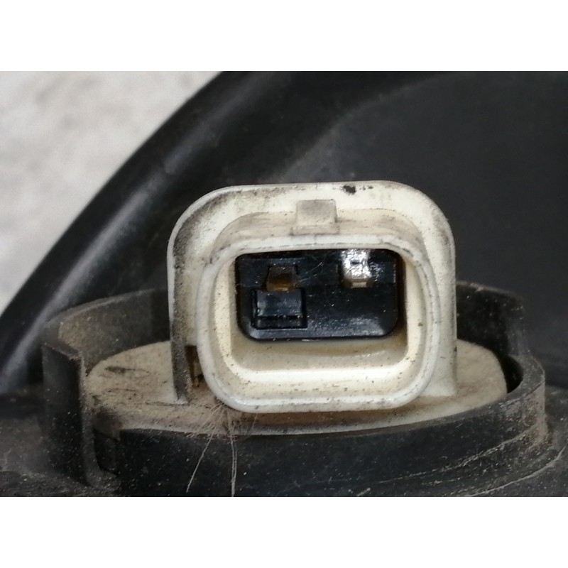 Recambio de faro izquierdo para chevrolet captiva 2.0 vcdi lt referencia OEM IAM   PARA PULIR