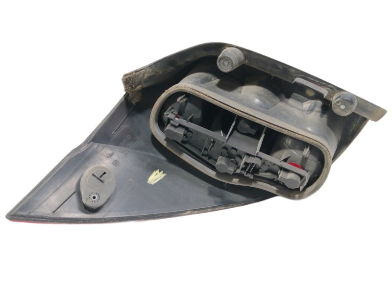 Recambio de piloto trasero derecho para renault laguna ii grandtour (kg0) dynamique referencia OEM IAM 8200002472  