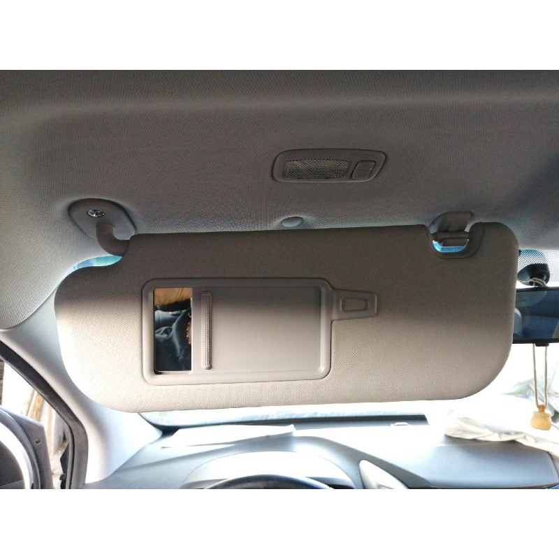 Recambio de parasol izquierdo para hyundai i30 (gd) style referencia OEM IAM   