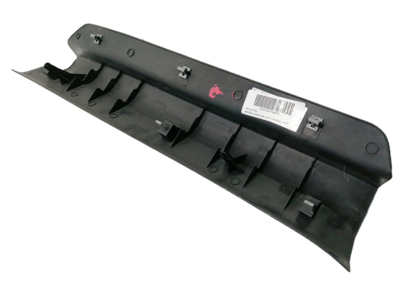 Recambio de moldura para mazda 2 berlina (dy) 1.2 active (55kw) referencia OEM IAM 3M71A13200A  