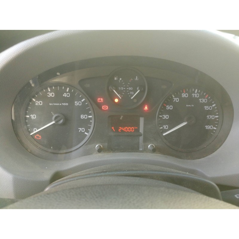 Recambio de cuadro instrumentos para peugeot expert kasten furg. acristaldo referencia OEM IAM 9665983780 5550013101 YW6E9G41 50