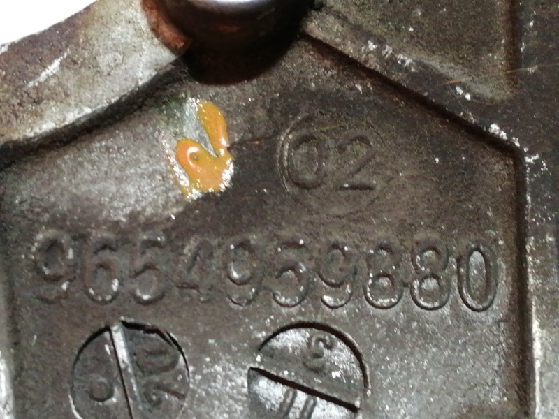 Recambio de soporte bomba inyeccion para peugeot expert kasten furg. acristaldo referencia OEM IAM 9654959880  