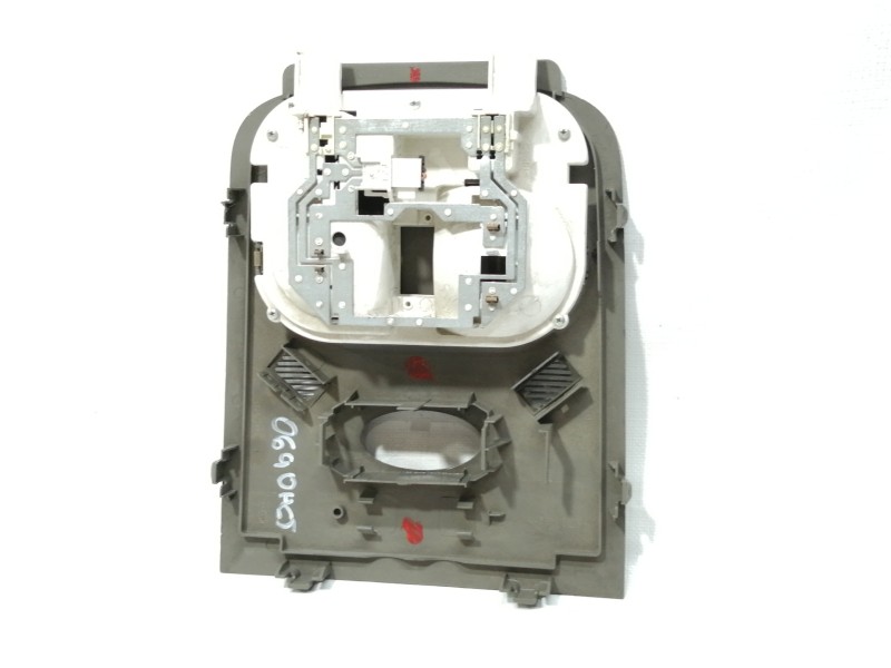 Recambio de luz interior para renault master pritsche/fgst l2h1 3,5t referencia OEM IAM 264300010R  