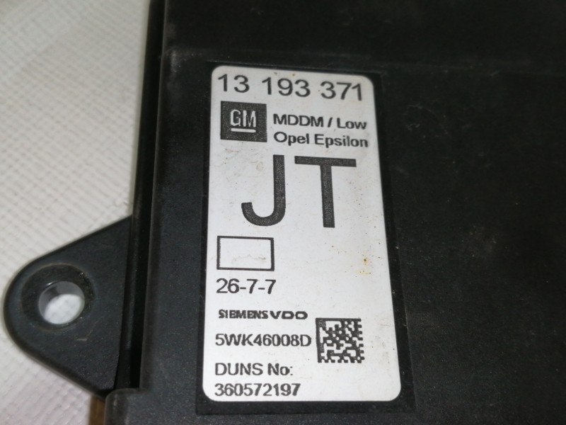 Recambio de modulo electronico para opel vectra c caravan elegance referencia OEM IAM 13193371  