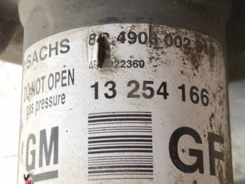 Recambio de amortiguador delantero derecho para opel vectra c caravan elegance referencia OEM IAM 13254166  