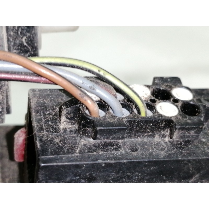 Recambio de cerradura puerta delantera izquierda para opel vectra c caravan elegance referencia OEM IAM 13210767  