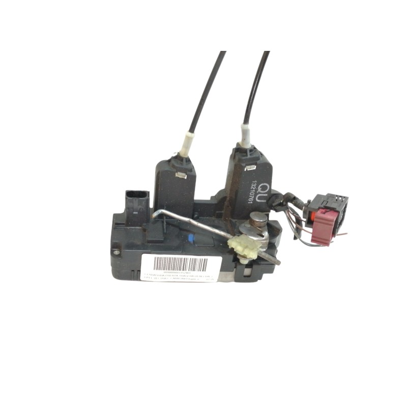 Recambio de cerradura puerta trasera derecha para opel vectra c caravan elegance referencia OEM IAM 13210761  