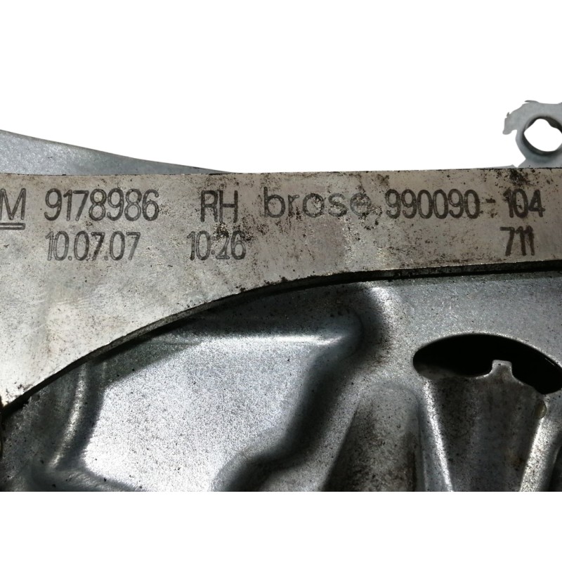 Recambio de elevalunas delantero derecho para opel vectra c caravan elegance referencia OEM IAM 990090104  